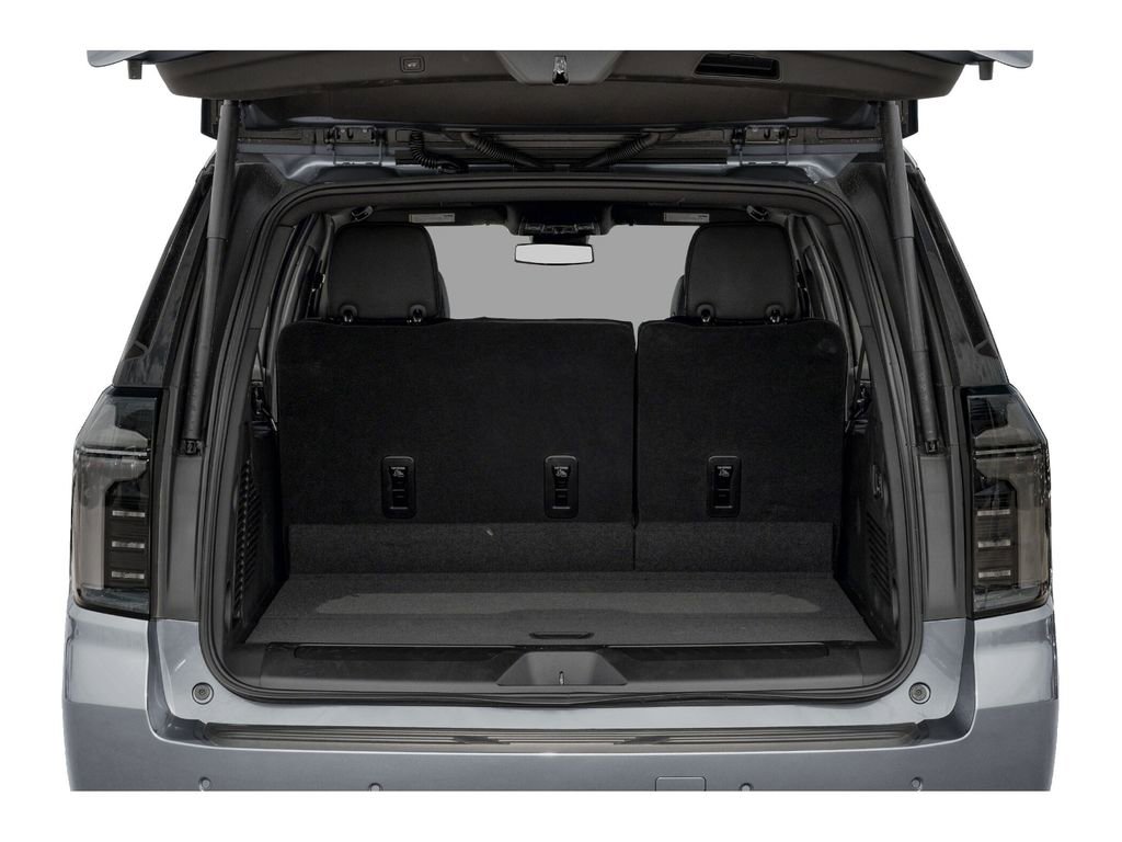 New 2026 Chevrolet Suburban LT w/ Comfort Package AWD/4WD image 10