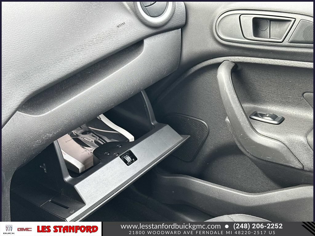Used 2019 Ford Fiesta SE FWD image 32