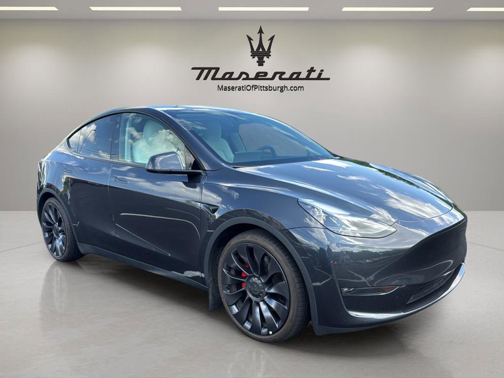Used 2024 Tesla Model Y Performance AWD/4WD image 3