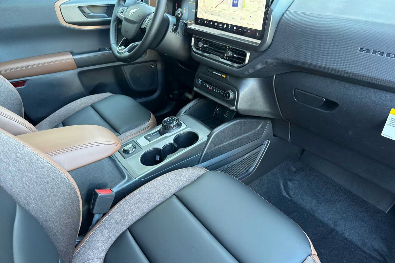 New 2026 Ford Bronco Sport Outer Banks w/ Outer Banks Tech Package+ AWD/4WD image 13