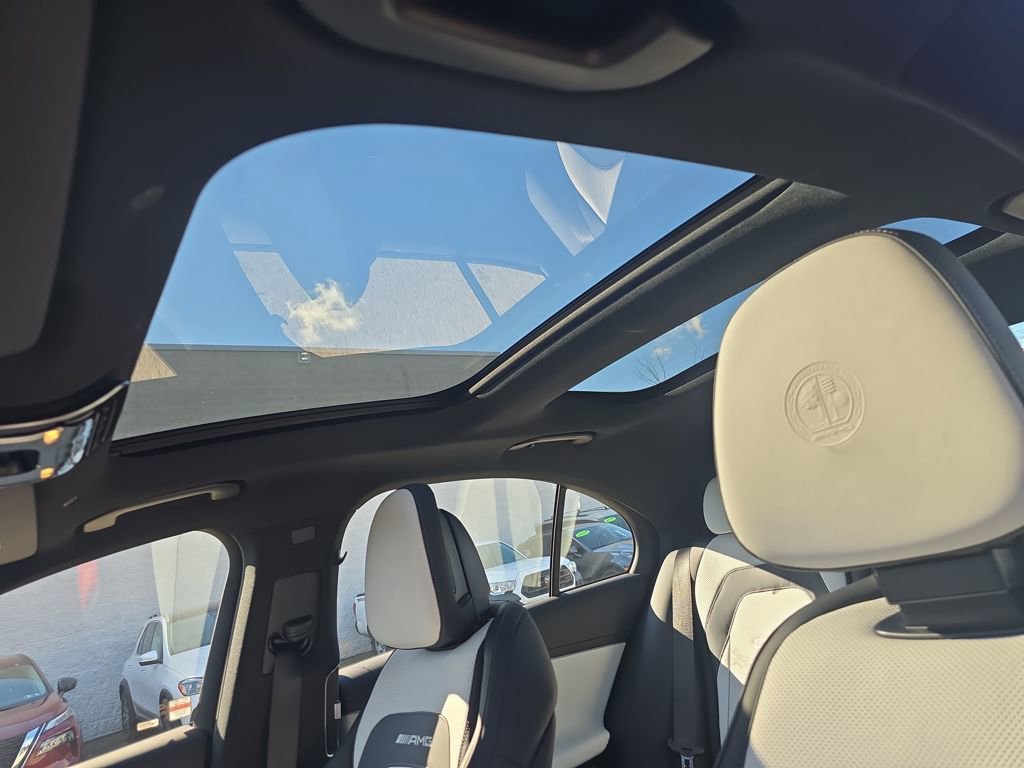 New 2026 Mercedes-Benz E 53 AMG e 4MATIC Sedan image 21