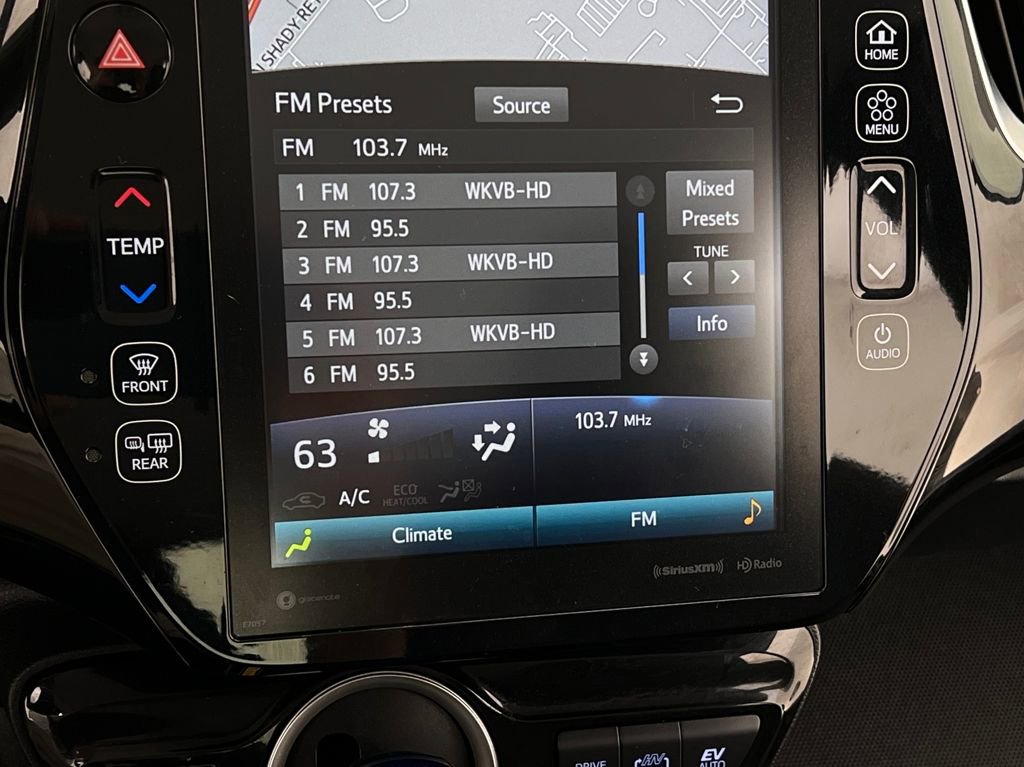 Used 2022 Toyota Prius Prime XLE image 20