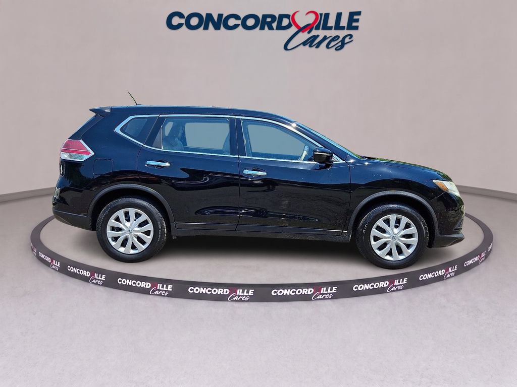 Used 2015 Nissan Rogue S AWD/4WD image 7