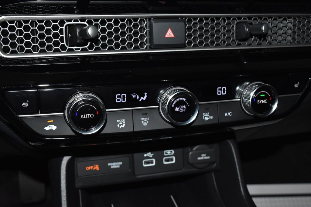 Used 2024 Honda Civic Touring image 14