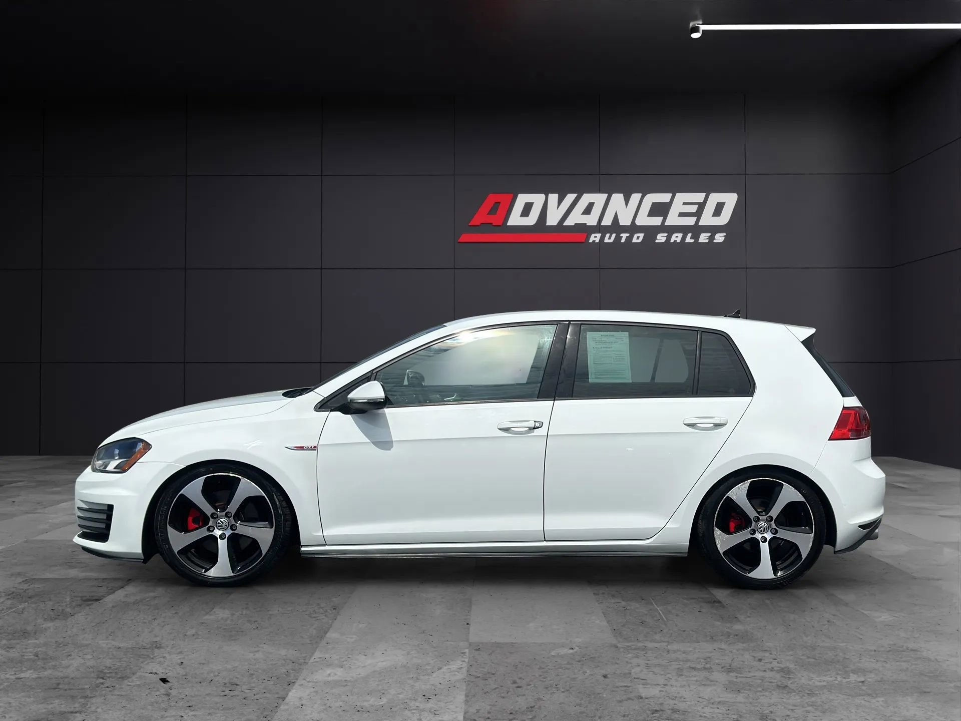 Used 2017 Volkswagen GTI S FWD image 7
