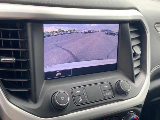 Used 2022 GMC Acadia SLT w/ LPO, Floor Liner Package FWD image 11