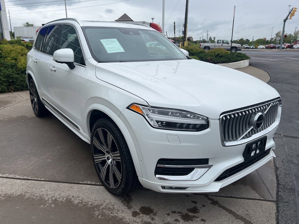 Used 2022 Volvo XC90 T6 Inscription w/ Lounge Package image 7