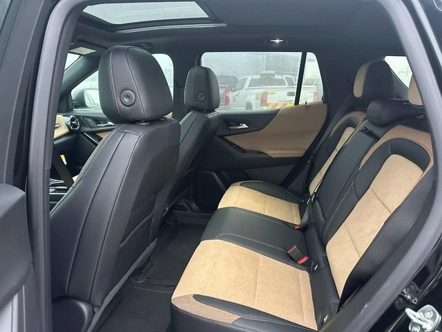 New 2026 Chevrolet Equinox ACTIV image 4