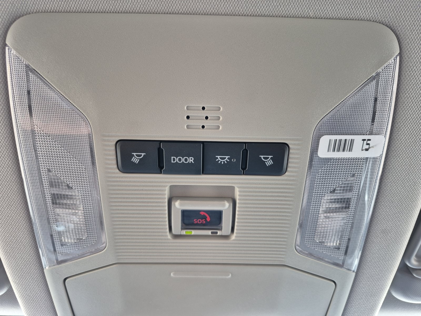 Used 2025 Toyota RAV4 XLE AWD/4WD image 19