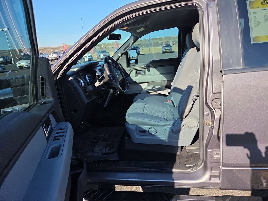 Used 2013 Ford F150 XLT w/ Luxury Equipment Group image 11