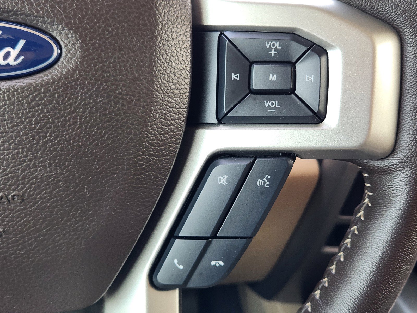 Used 2020 Ford F150 Lariat RWD image 22