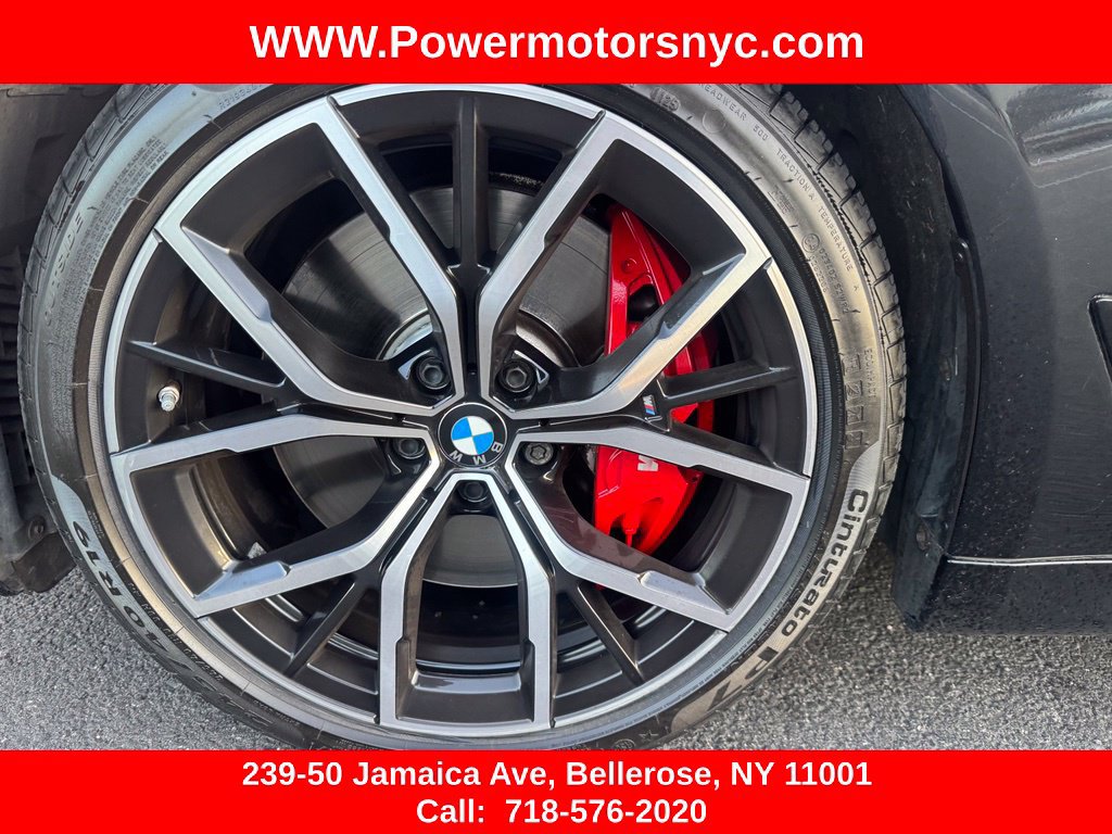 Used 2022 BMW M550i xDrive w/ Executive Package AWD/4WD image 19