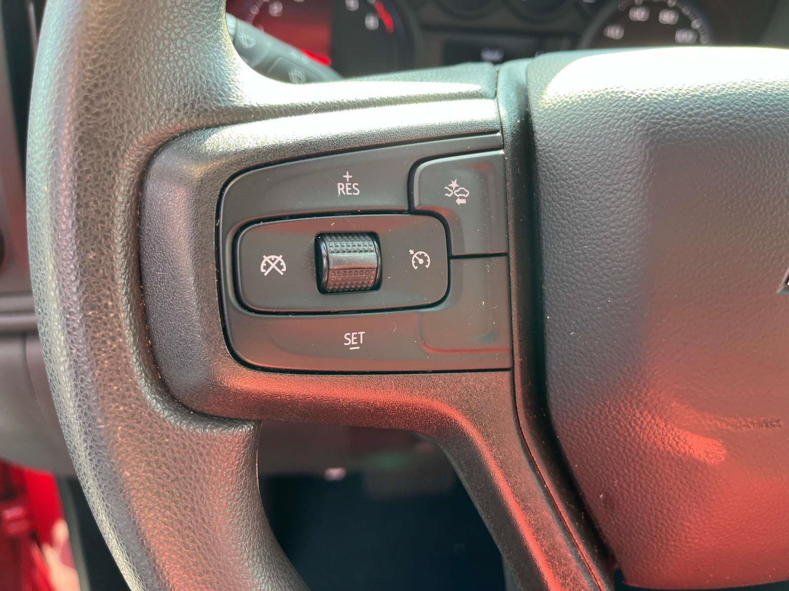 Used 2026 Chevrolet Silverado 1500 Custom Trail Boss w/ LPO, Dark Essentials Package AWD/4WD image 30