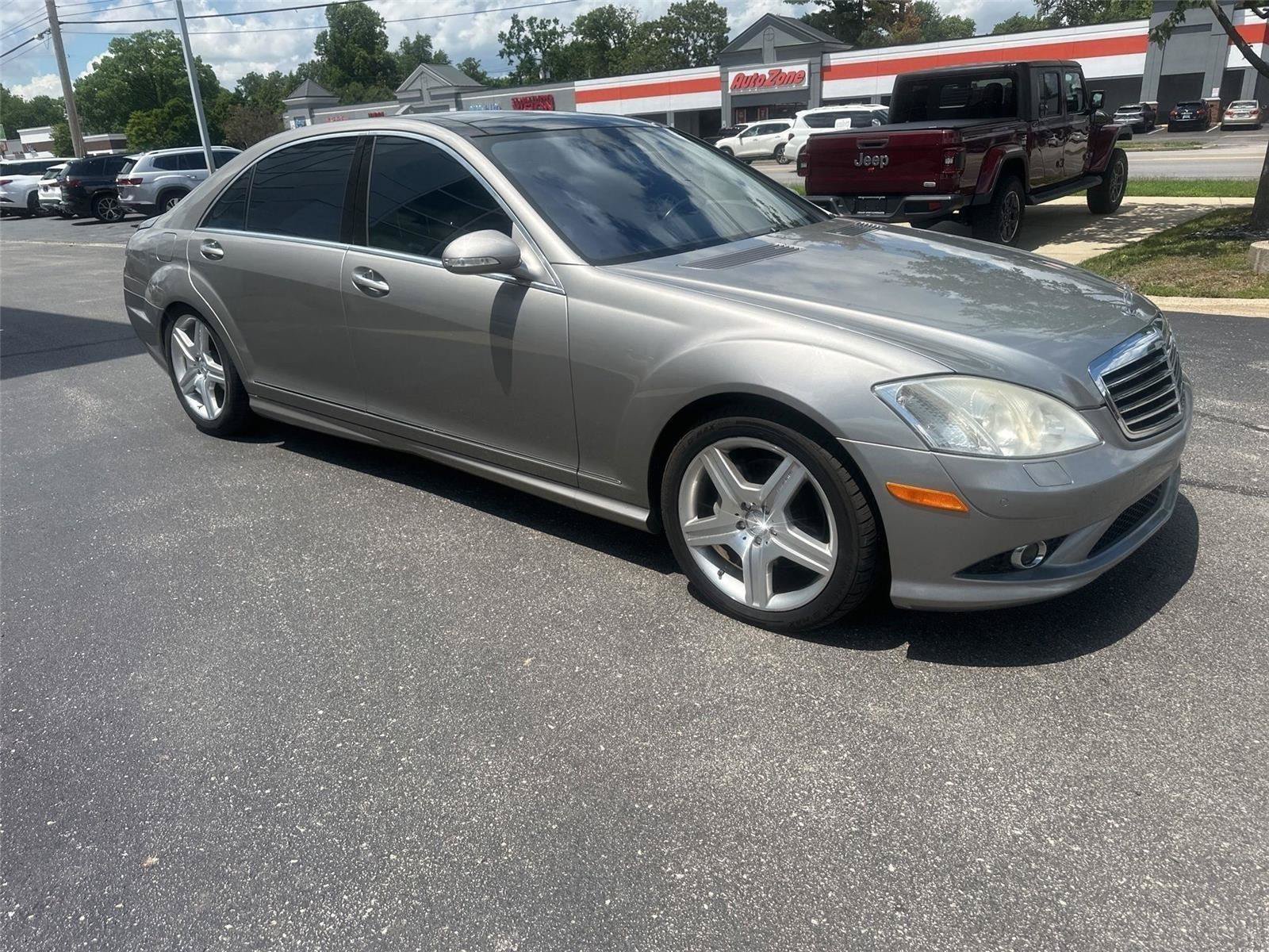 Used 2008 Mercedes-Benz S 550 image 4