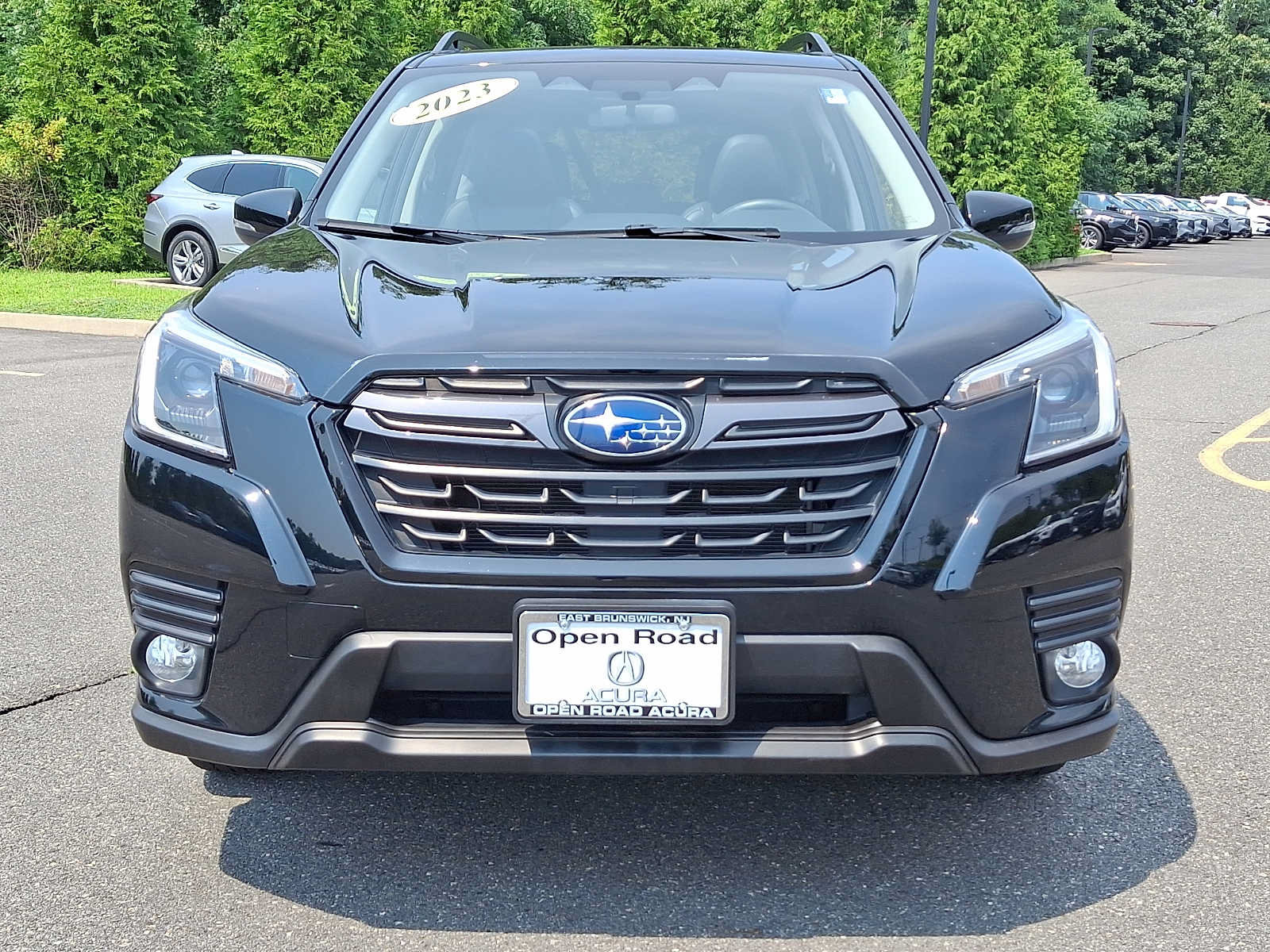 Used 2023 Subaru Forester Limited AWD/4WD image 2