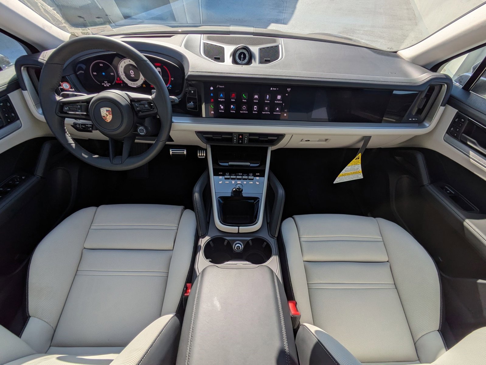 New 2025 Porsche Cayenne S image 22