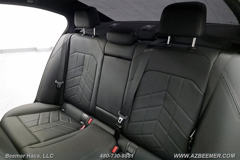 Used 2026 BMW 530i w/ M Sport Package RWD image 33