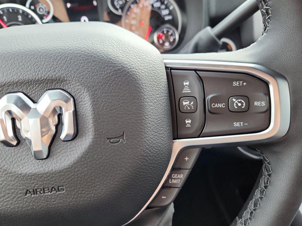 New 2026 RAM 2500 Big Horn AWD/4WD image 12