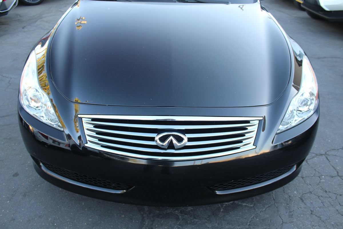 Used 2009 INFINITI G37 Convertible RWD image 9