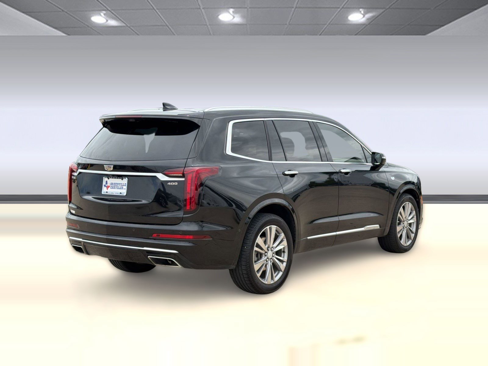 Used 2023 Cadillac XT6 Premium Luxury w/ Platinum Package FWD image 9