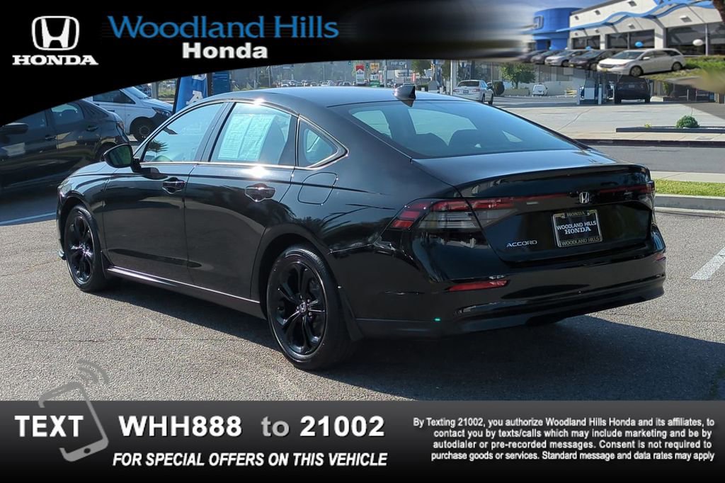 Certified 2025 Honda Accord SE image 7