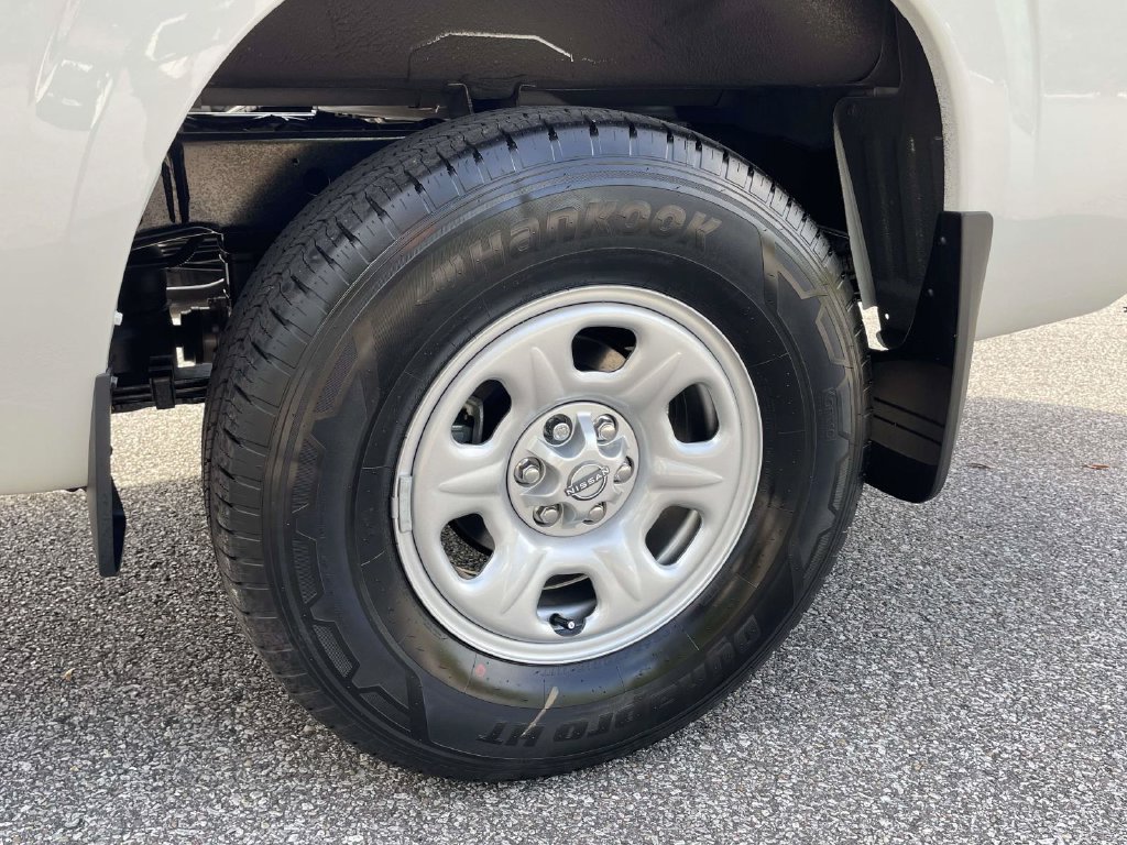 New 2027 Nissan Frontier S RWD image 7