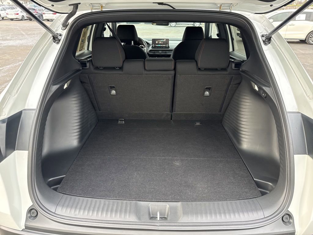 Certified 2025 Honda HR-V Sport image 34
