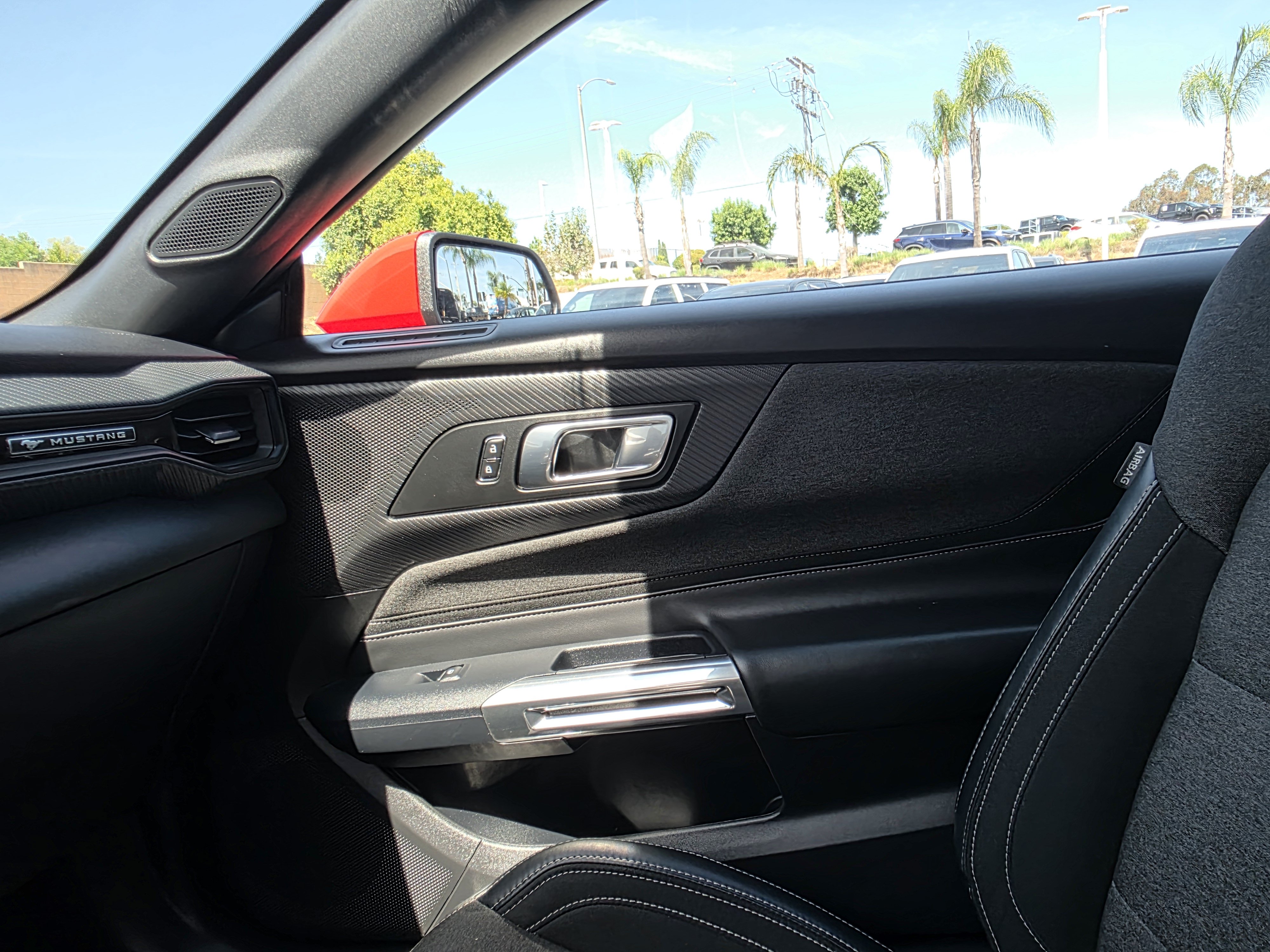 Used 2025 Ford Mustang Convertible RWD image 11