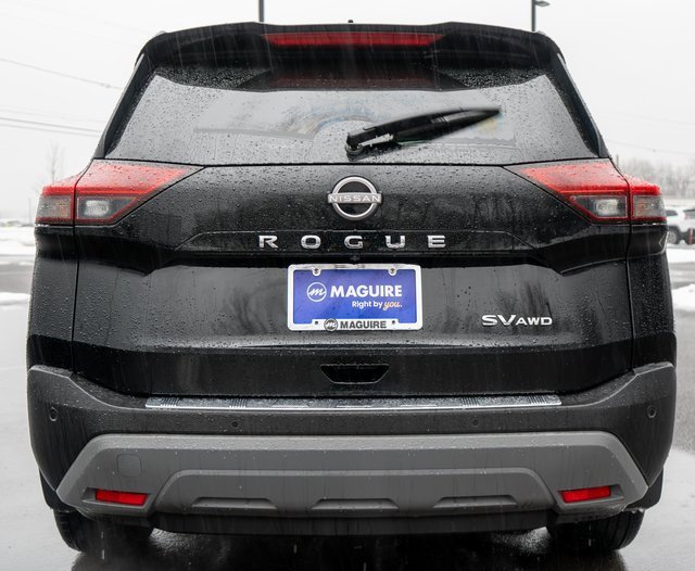 Used 2023 Nissan Rogue SV image 7
