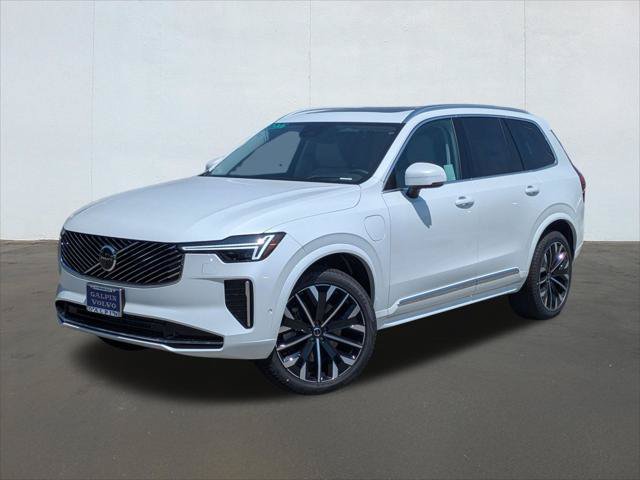 New 2026 Volvo XC90 T8 Ultra w/ Protection Package