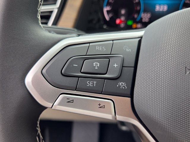 New 2026 Volkswagen Atlas SE FWD image 25