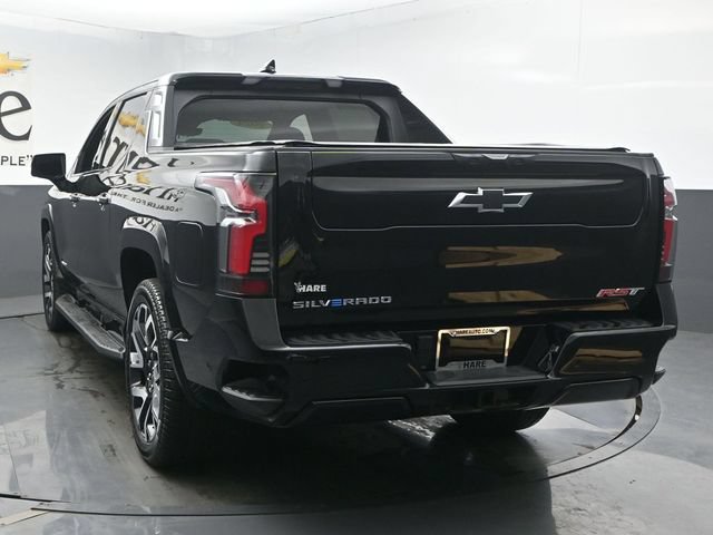 Used 2024 Chevrolet Silverado EV RST AWD/4WD image 34