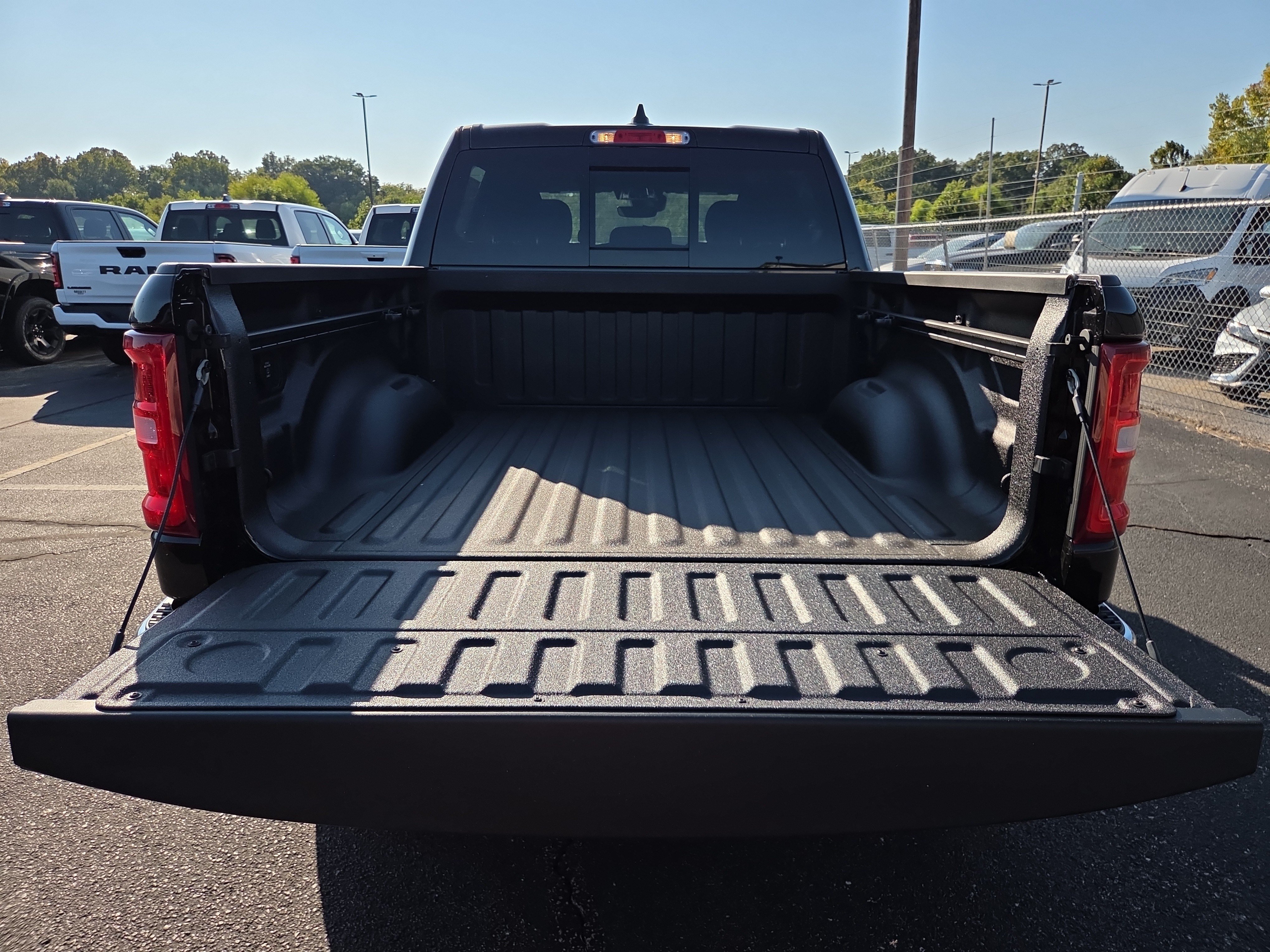 New 2027 RAM 1500 Big Horn AWD/4WD image 8