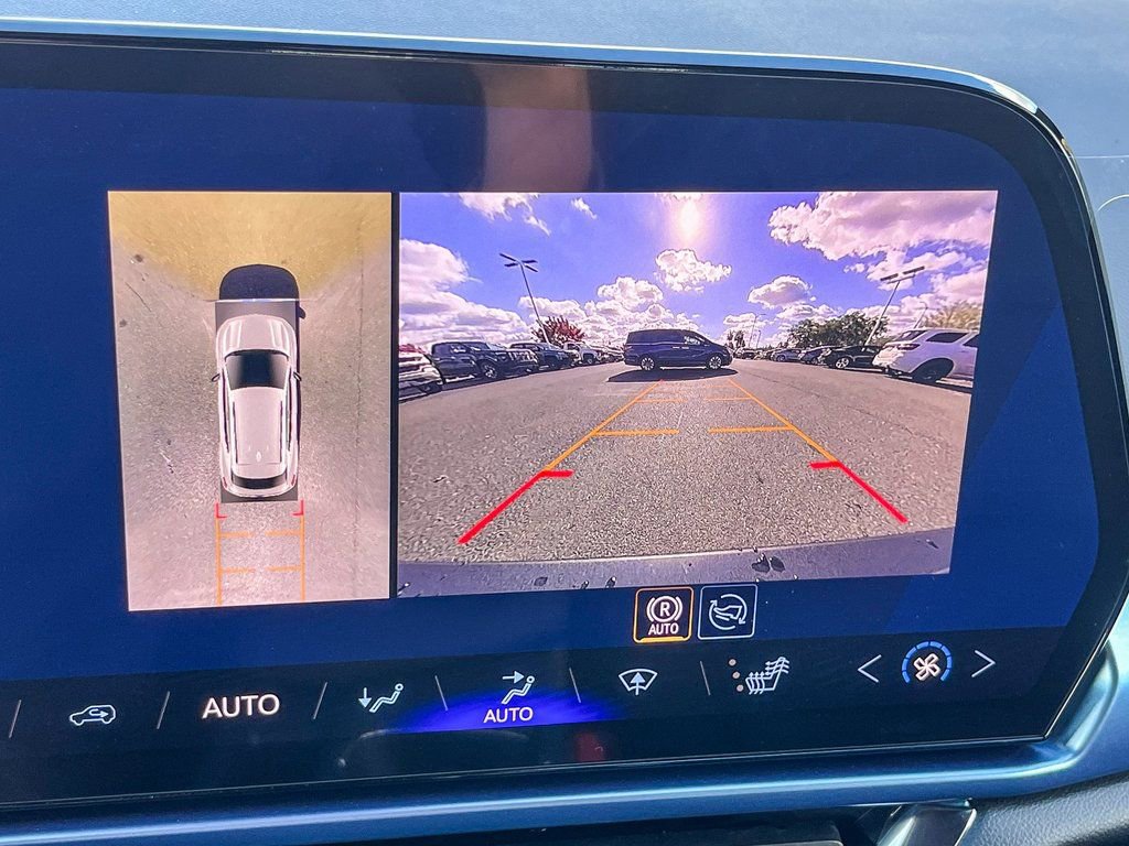 New 2026 Chevrolet Equinox EV LT image 22