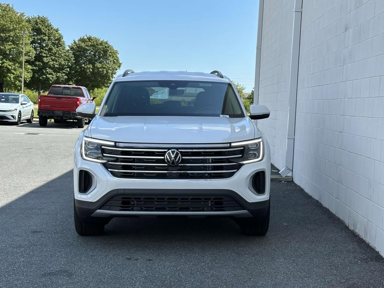 New 2026 Volkswagen Atlas SE image 8