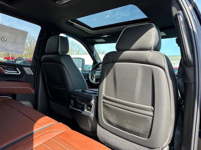 New 2026 GMC Sierra 2500 Denali Ultimate w/ Max Trailering Package image 16