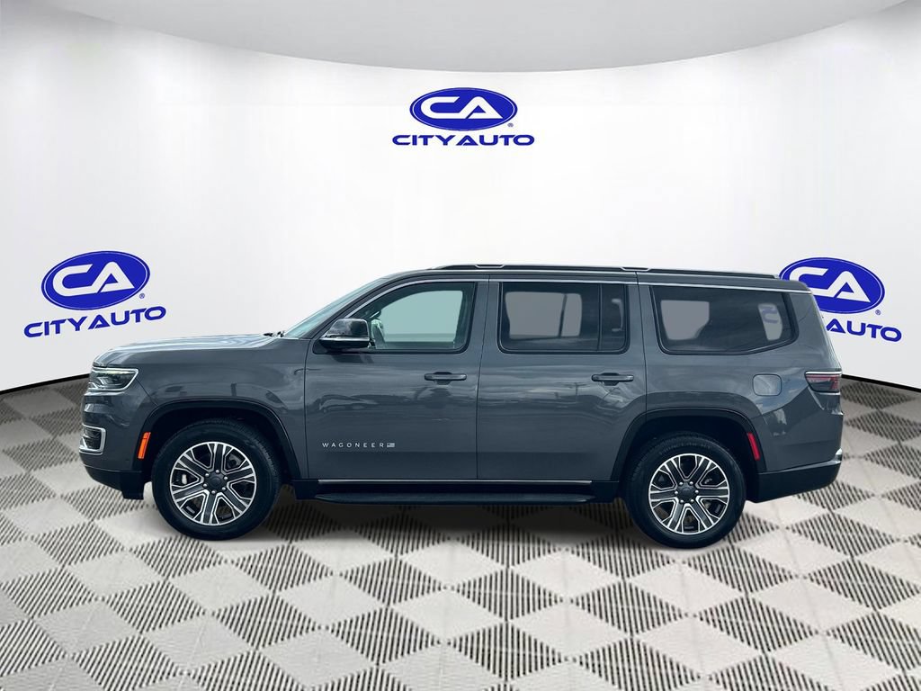 Used 2024 Jeep Wagoneer Series II w/ Flexible Seating Group RWD image 7