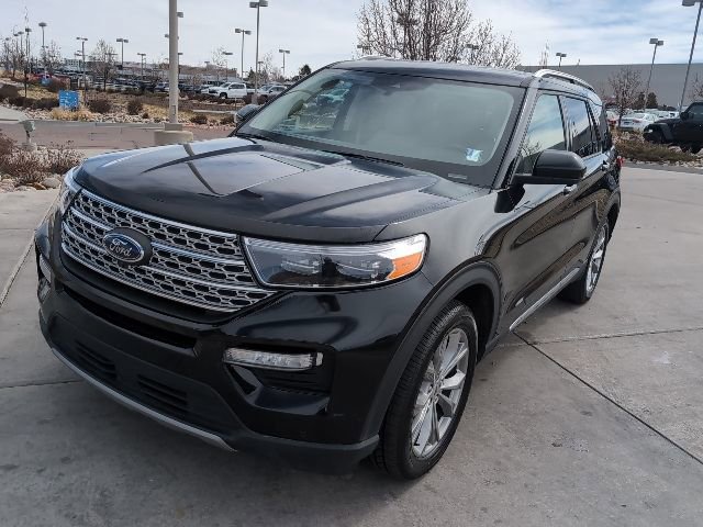 Used 2023 Ford Explorer Limited image 3
