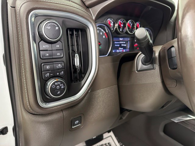 Used 2019 Chevrolet Silverado 1500 LTZ AWD/4WD image 23