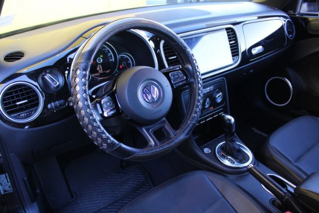 Used 2013 Volkswagen Beetle 2.5 FWD image 13
