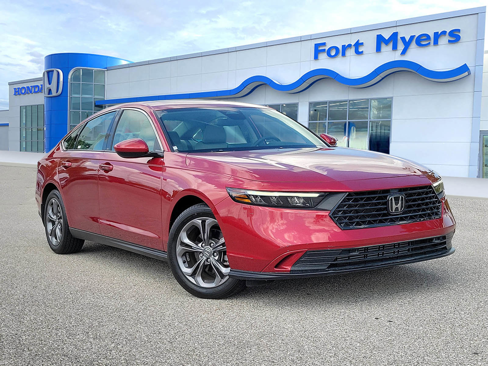 Used 2024 Honda Accord EX image 1