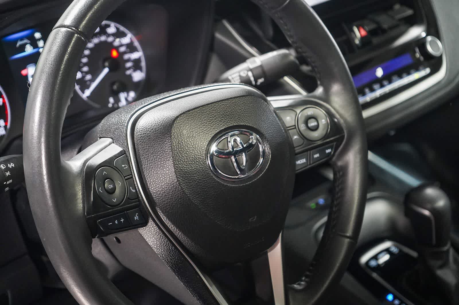 Used 2024 Toyota Corolla SE w/ SE Premium Package FWD image 21