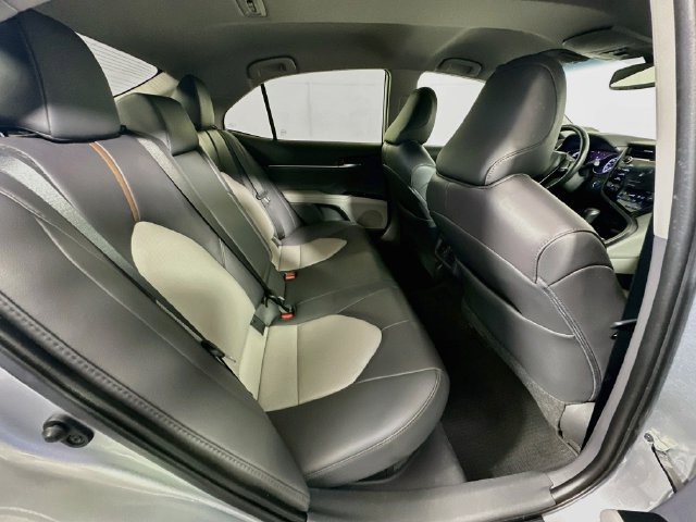 Certified 2020 Toyota Camry XLE FWD image 25