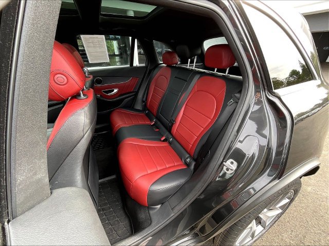 Used 2022 Mercedes-Benz GLC 300 4MATIC image 24