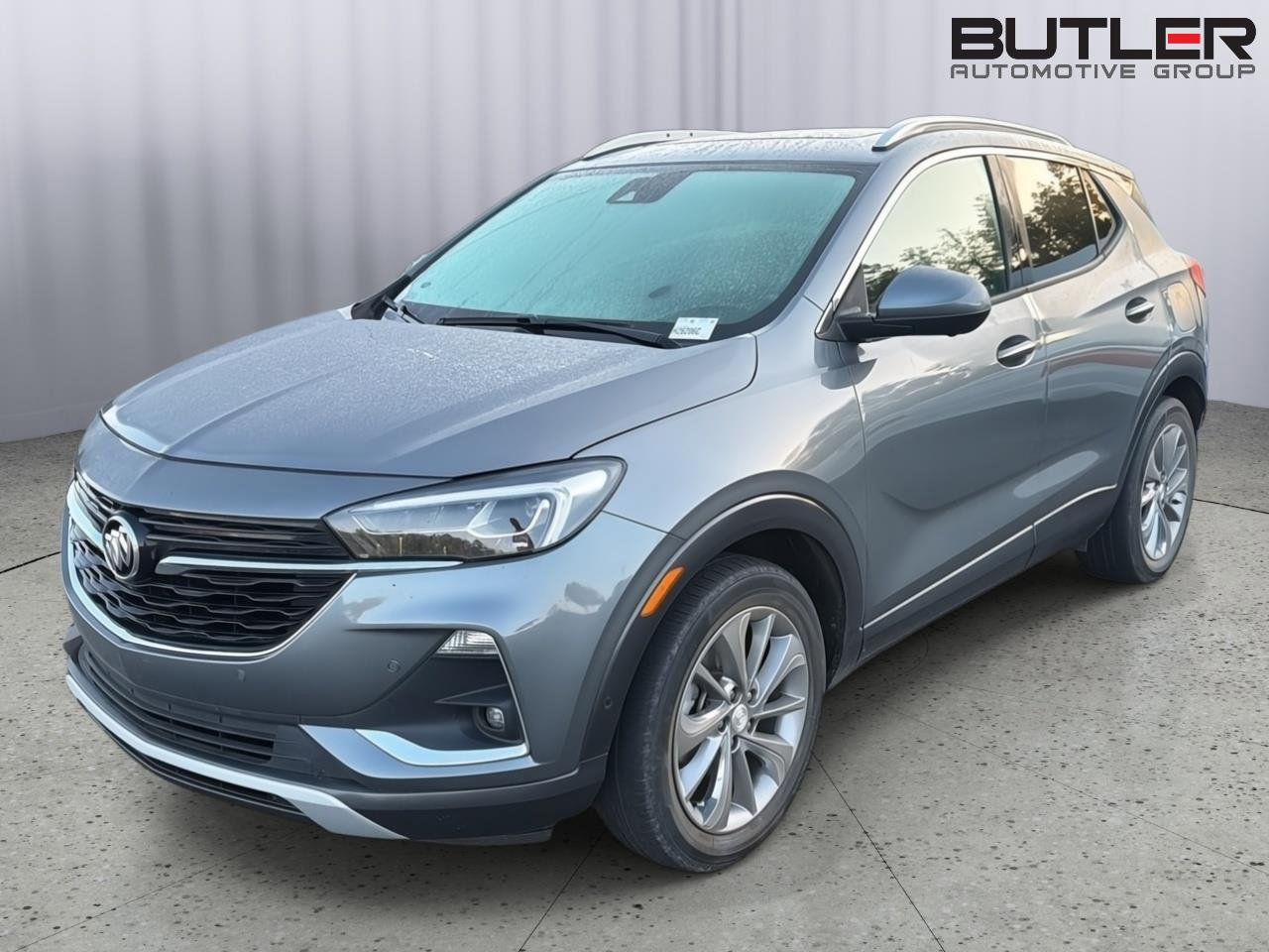 Used 2022 Buick Encore GX Essence w/ Advanced Technology Package FWD image 2