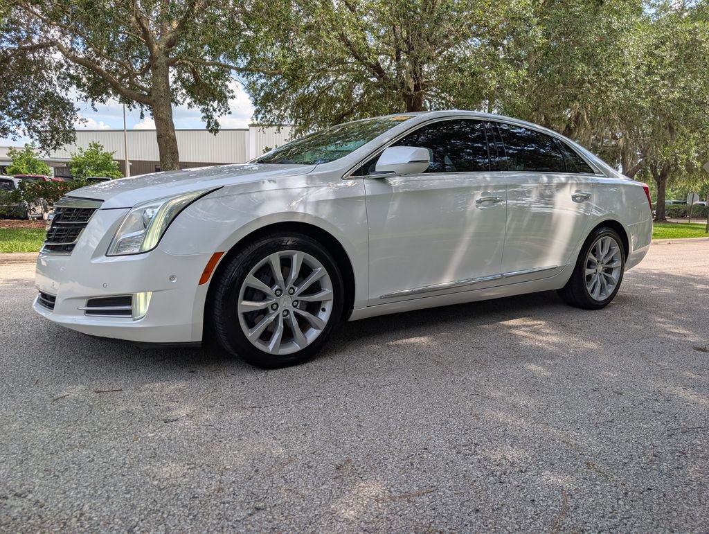 Used 2016 Cadillac XTS Luxury w/ Driver Awareness Package FWD image 3