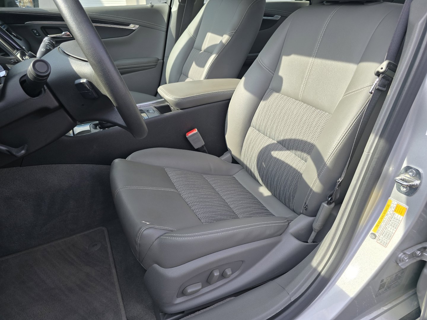 Used 2019 Chevrolet Impala LS image 29