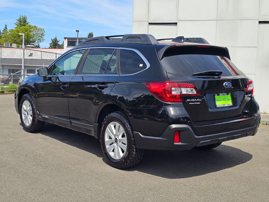 Used 2019 Subaru Outback 2.5i Premium AWD/4WD image 5