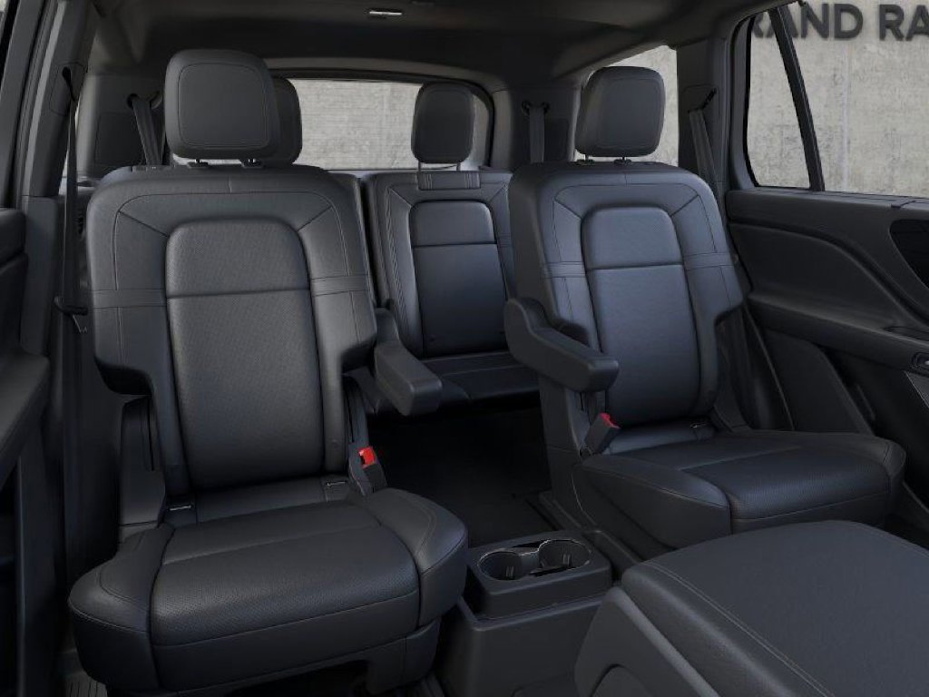 New 2026 Lincoln Aviator Reserve w/ Luxury Package AWD/4WD image 11