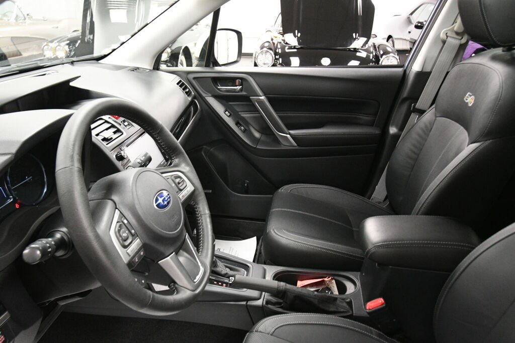 Used 2018 Subaru Forester 2.5i Touring w/ 50th Anniversary Edition AWD/4WD image 22